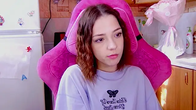 PamBeesly online show from February 2026 09:28:02 AM