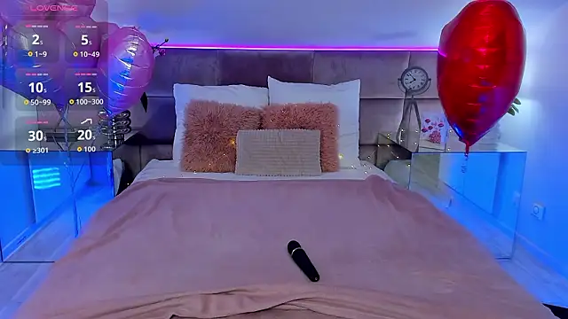 SusanBlair online show from February 2026 01:18:01 PM