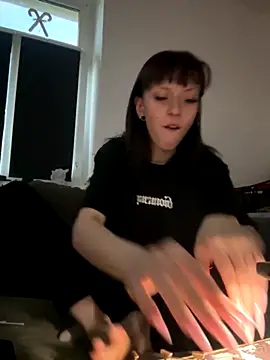 Ciara2004 online show from December 2025 03:11:01 PM