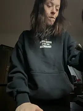 Ciara2004 online show from November 2025 06:03:02 AM