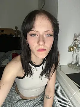 Ciara2004 online show from March 2026 10:17:01 PM