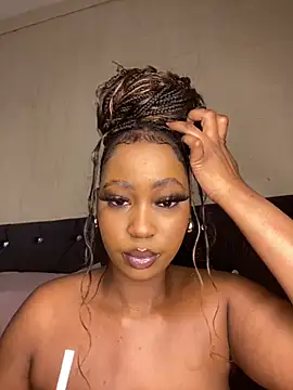 Spicey-CheekssX online show from October 2025 10:44:02 PM