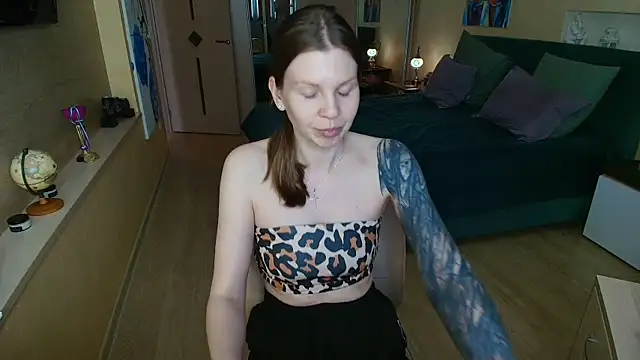 ReginaSparkle online show from June 2026 05:18:01 AM