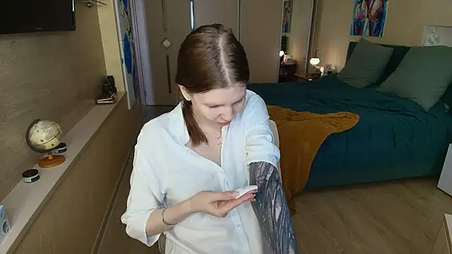 ReginaSparkle online show from May 2026 07:06:01 AM