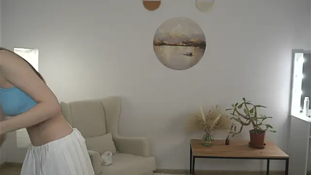 Snapshot of OdelinaEliot chatting on January 2025 10:02:01 PM OdelinaEliot online show from January 2025 10:02:01 PM