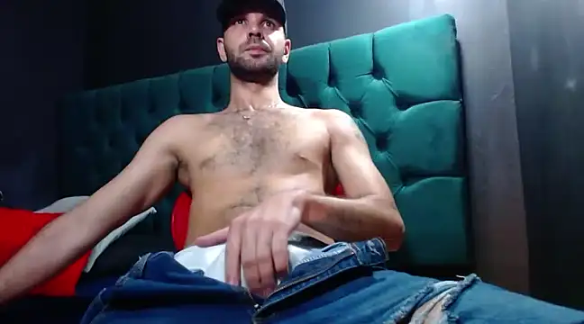 Snapshot of Cristian_white chatting on February 2025 10:15:02 PM Cristian white online show from February 2025 10:15:02 PM