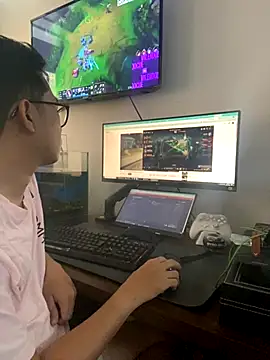 Snapshot of SievingPrep chatting on November 2025 06:57:01 AM SievingPrep online show from November 2025 06:57:01 AM