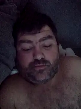 Rcraigue4 online show from November 2025 01:04:01 PM