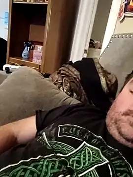 Rcraigue4 online show from October 2025 12:13:02 PM