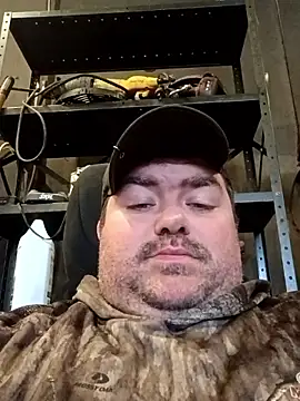 Rcraigue4 online show from October 2025 08:52:02 PM