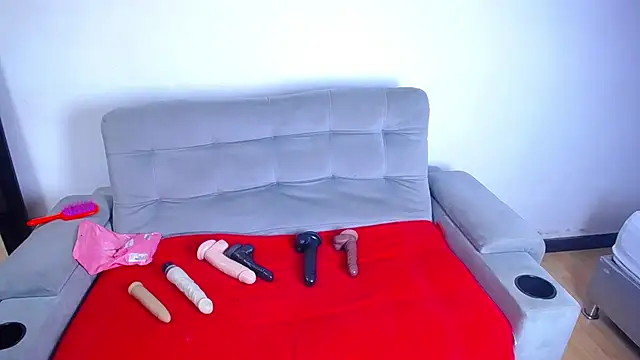 tinyy whore18 online show from February 2026 06:02:01 AM