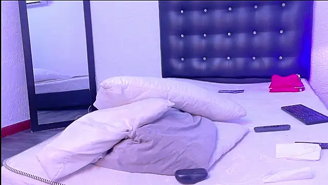 tinyy whore18 online show from March 2026 06:31:01 PM