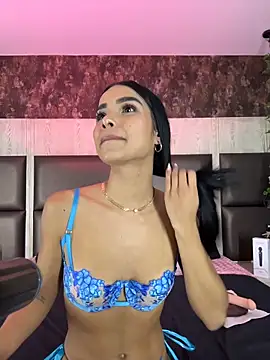 Bella Smiith  online show from December 2025 07:55:02 PM