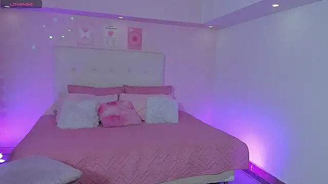 ScarlettDreamss7 online show from November 2025 03:28:02 PM