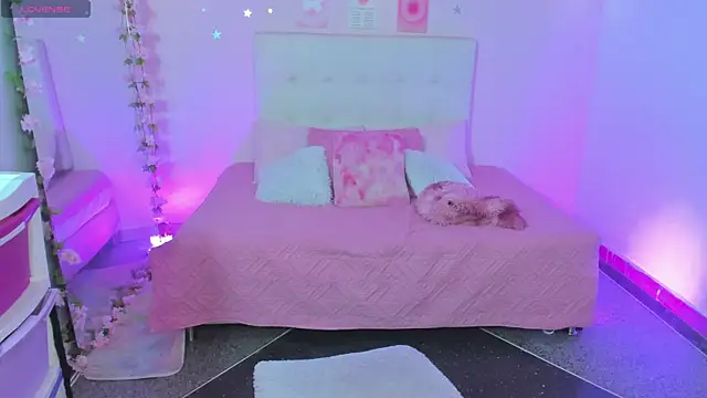 ScarlettDreamss7 online show from December 2025 11:58:02 AM