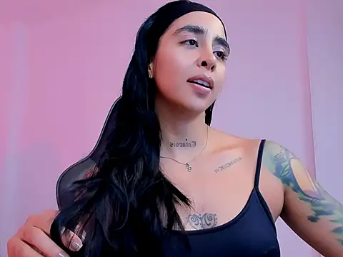 sophierooy22 online show from November 2025 11:49:01 PM