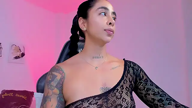 sophierooy22 online show from March 2026 07:58:02 PM