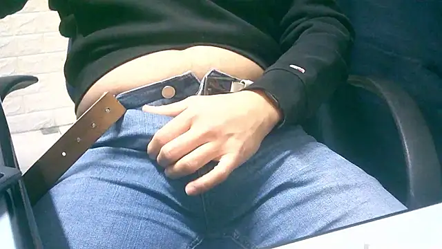 Snapshot of Greeneyes0820 chatting on January 2026 09:18:02 PM Greeneyes0820 online show from January 2026 09:18:02 PM