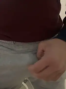 Greeneyes0820 online show from January 2025 06:45:01 PM