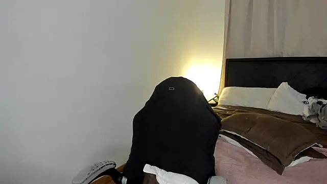 brithany olson25 online show from February 2026 01:01:02 AM