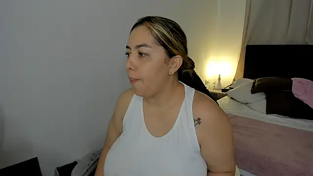 brithany olson25 online show from March 2026 01:05:01 PM