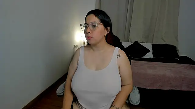 Snapshot of brithany_olson25 chatting on October 2025 07:14:01 PM brithany olson25 online show from October 2025 07:14:01 PM