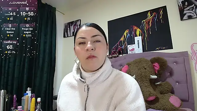 Emmie Hot online show from October 2025 11:56:01 AM