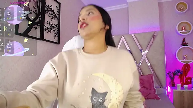 Sophia waalker  1 online show from March 2025 11:44:02 AM