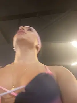 valerietnt online show from February 2025 04:00:02 PM