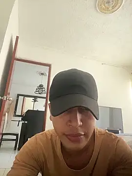 Diegosavage3 online show from February 2025 08:46:01 PM