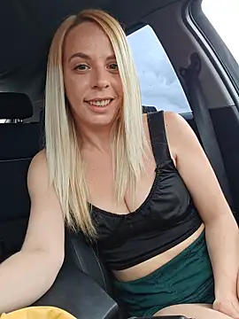 SweetyNinaOff1 online show from May 2026 02:55:02 PM