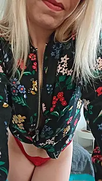 SweetyNinaOff1 online show from January 2026 08:40:02 AM