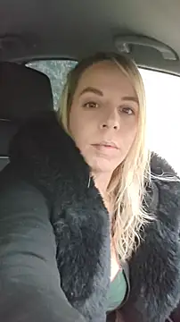 SweetyNinaOff1 online show from January 2026 03:37:02 PM