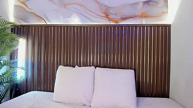 elevensky online show from March 2026 07:25:02 PM