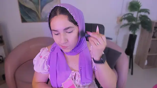 Ayha khalaf online show from February 2026 04:12:02 AM