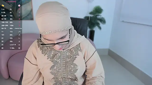 Ayha khalaf online show from October 2025 01:31:02 AM