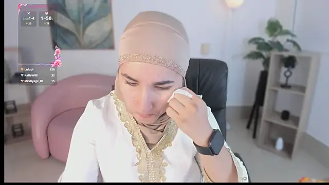 Ayha khalaf online show from November 2025 12:58:02 AM