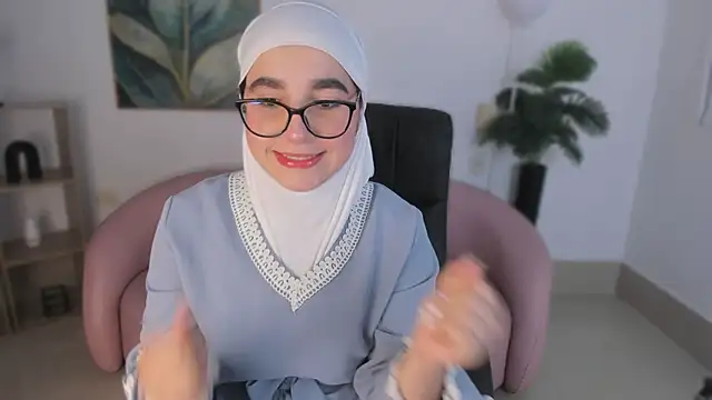 Ayha khalaf online show from September 2025 01:45:02 AM