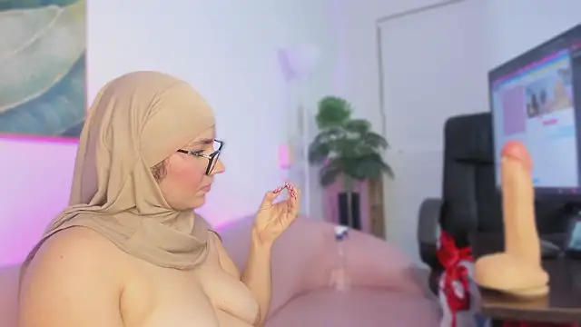 Ayha khalaf online show from February 2026 06:26:01 AM