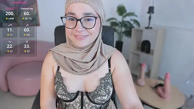 Ayha khalaf online show from October 2025 01:07:02 AM