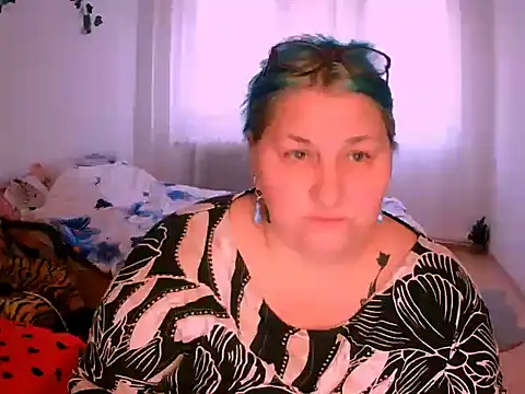 Marryllunax online show from January 2026 02:20:02 PM