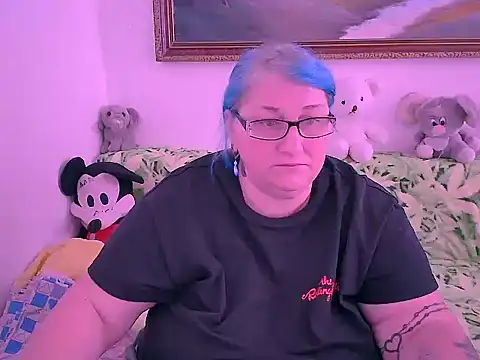 Snapshot of Marryllunax chatting on October 2025 08:57:01 AM Marryllunax online show from October 2025 08:57:01 AM