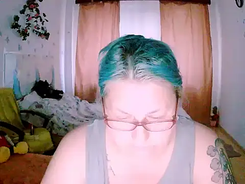 Marryllunax online show from May 2026 04:26:01 PM