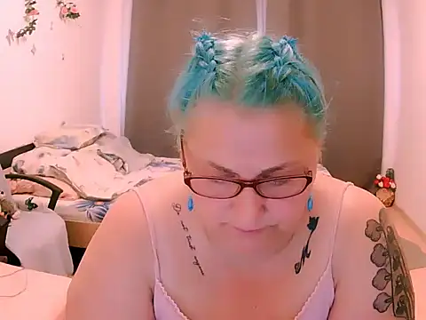 Marryllunax online show from July 2026 04:03:02 PM