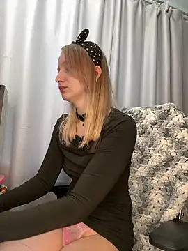 LillyFan-X online show from June 2026 04:39:02 AM