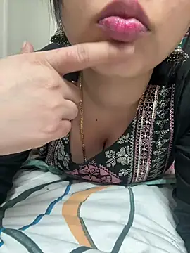 Hotcouples14 online show from January 2026 03:04:02 PM