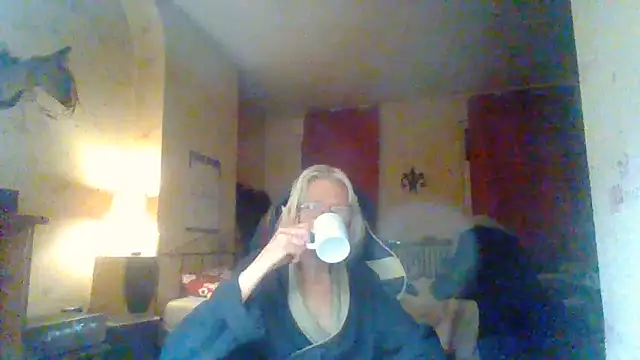 rosanetrav online show from November 2025 05:23:01 AM