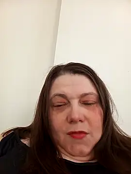 HotHornyEmmaX online show from March 2026 05:17:02 PM