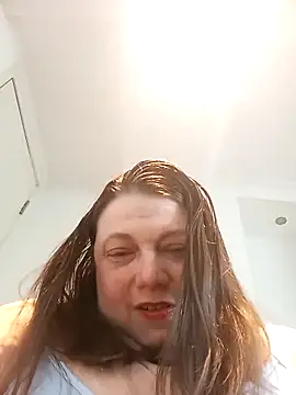 HotHornyEmmaX online show from April 2026 05:30:01 PM