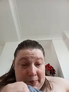 HotHornyEmmaX online show from May 2026 06:08:01 AM